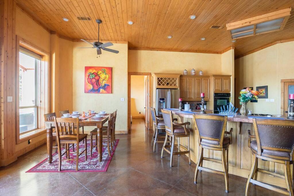 Texas Ranch House With 5 Bedroom And Fish Pond ดัลลัส ภายนอก รูปภาพ